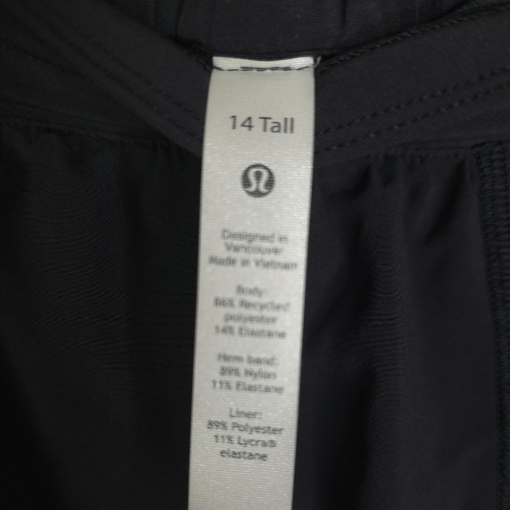 Lululemon Hotty Hot Short *Long 4" Black Size 14 Tall - Picture 9 of 10